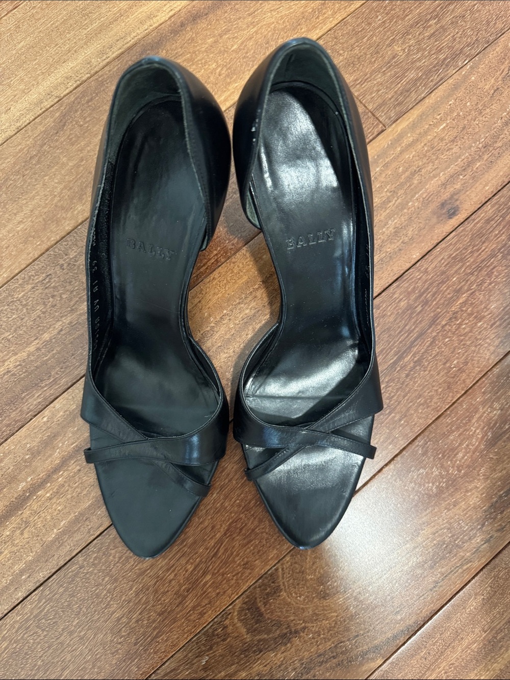 Bally Black Leather Pointed-Toe Heels